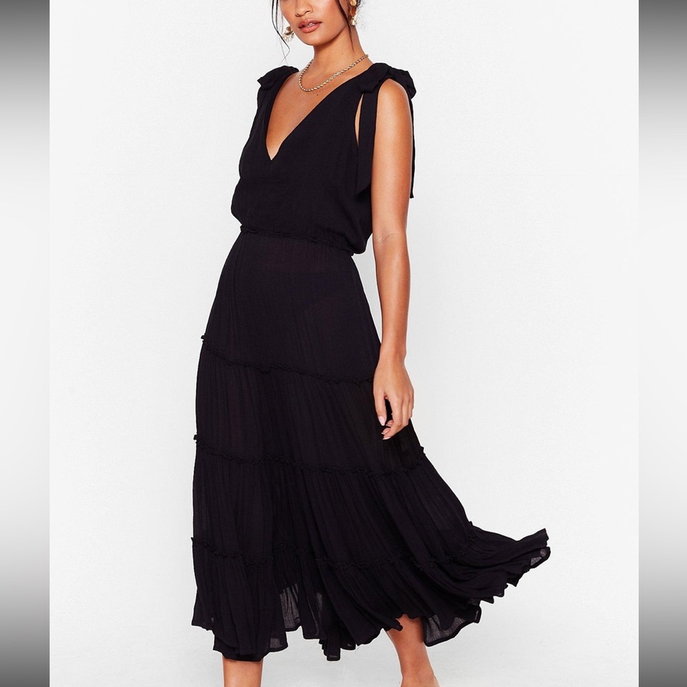 NASTYGAL Cut Ties Cover Up Maxi Dress Black Linen Dress Tiered Ruffle Size 6 - Picture 4 of 7